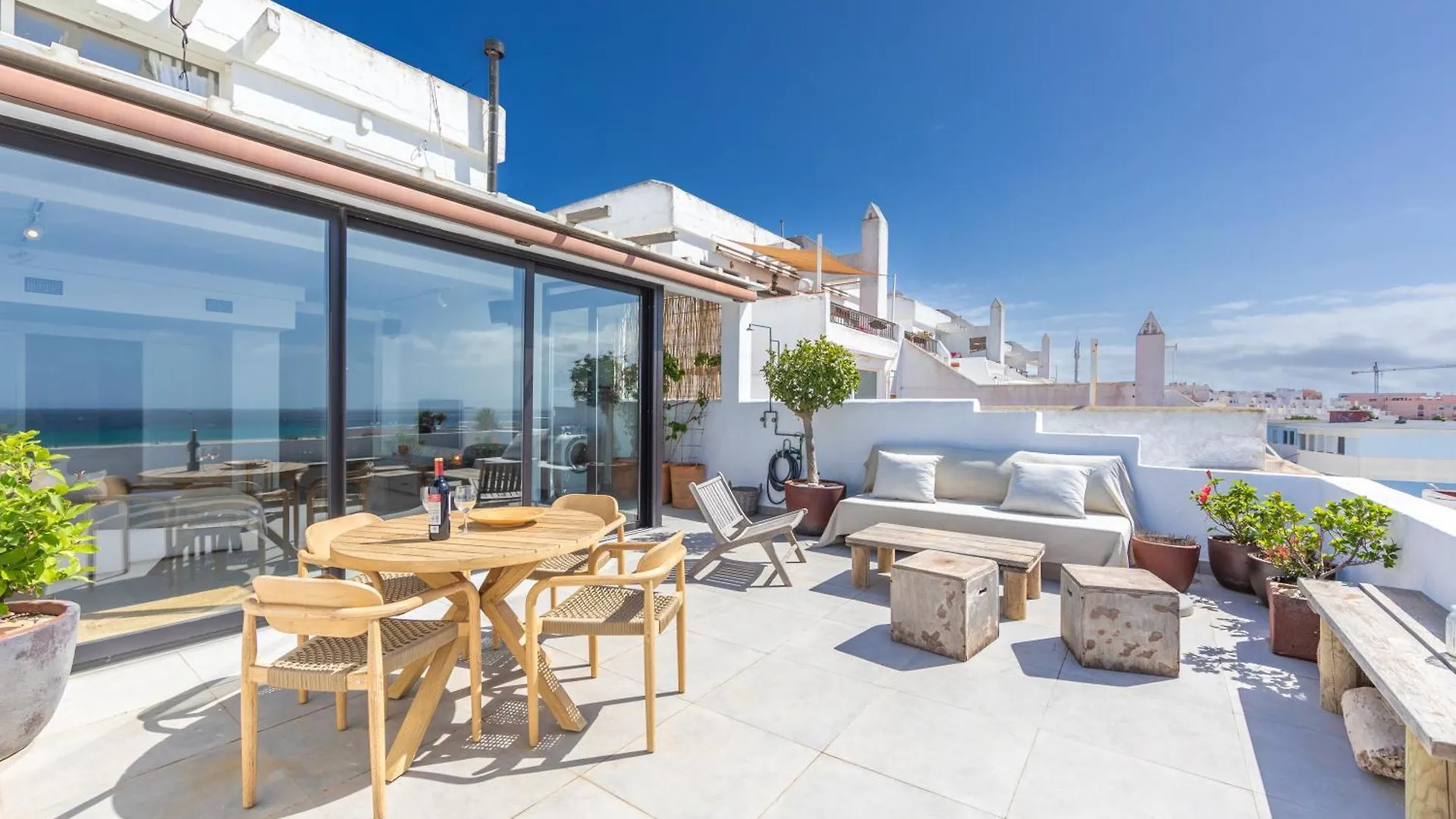 Los Lances Beach Apartments 타리파